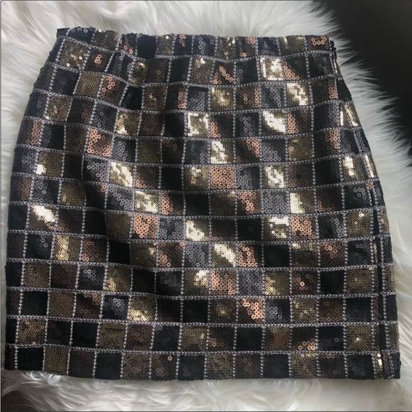 Romeo & Juliet Sequin Checkered Mini Skirt Black, Silver & Gold Sz M - Picture 3 of 3